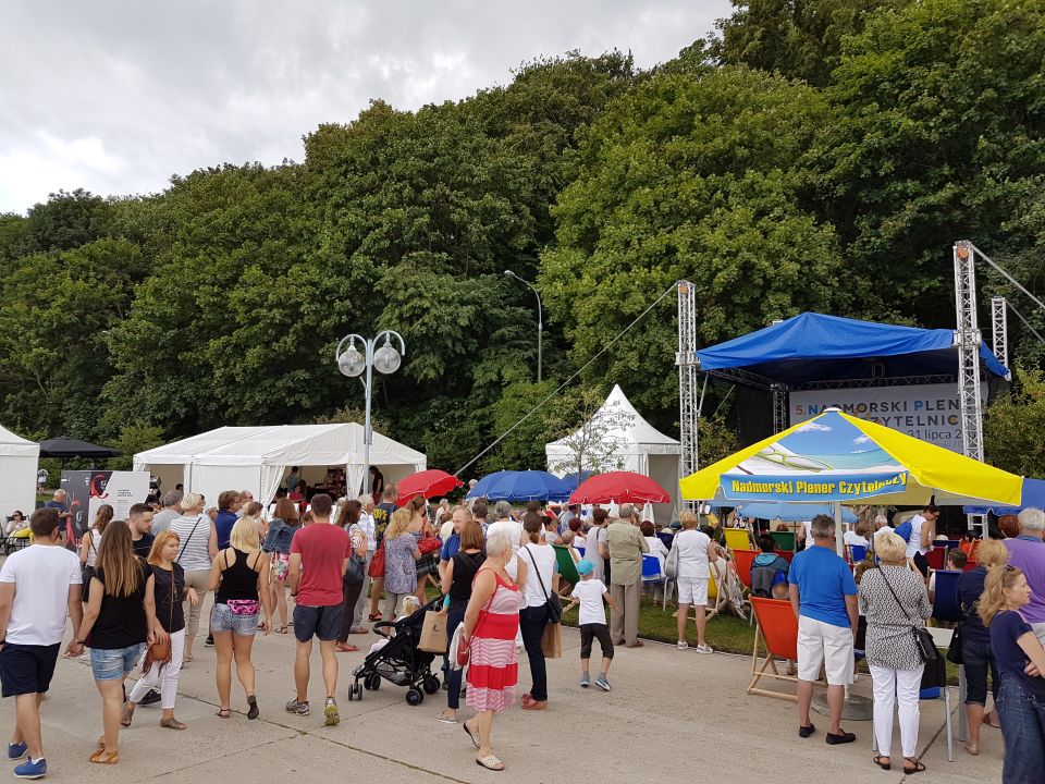 Świadomi Wydawcy na Nadmorskim Plenerze Czytelniczym, Gdynia